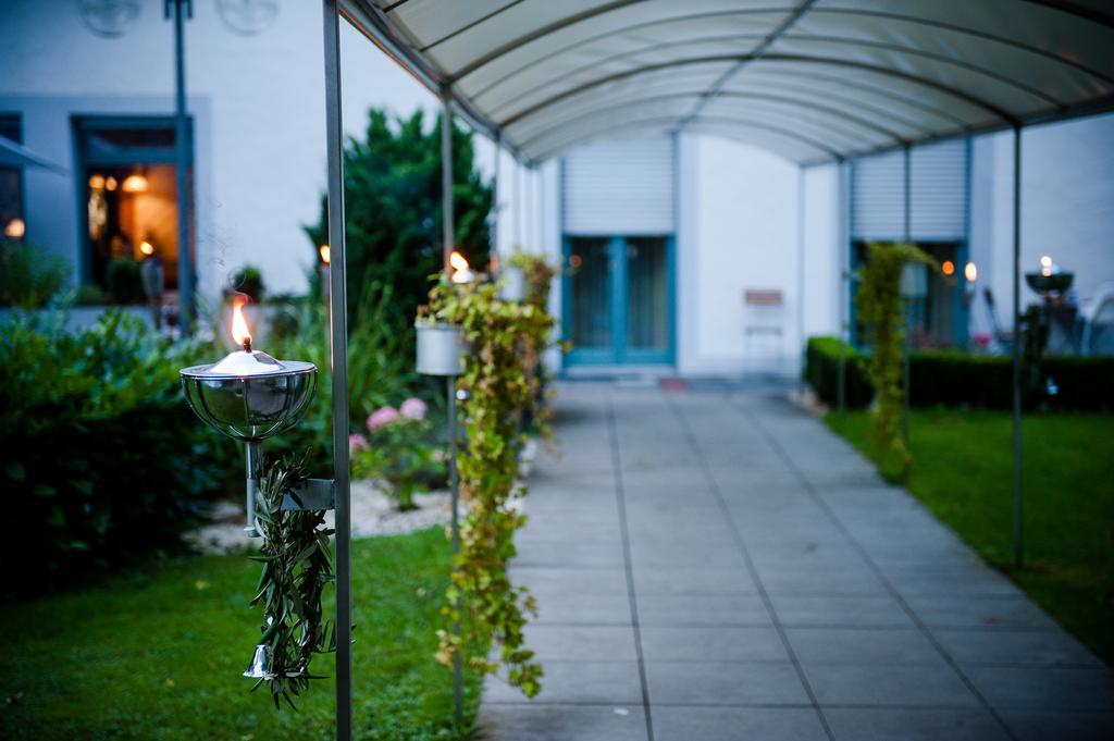 Hotel Am Schloss Illertissen Eksteriør bilde